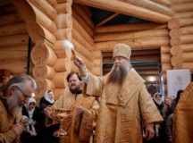 Епископ Егорьевский Мефодий совершил чин малого освящения храма апостолов Петра и Павла в Люблине