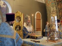 Архиепископ Сергиево-Посадский Феогност возглавил торжества по случаю престольного праздника в Богородице-Рождественском монастыре