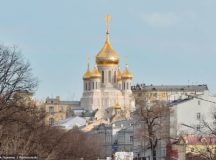 Литургия в новом храме Сретенского монастыря. Обращение епископа Егорьевского Тихона