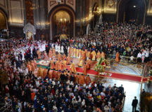 Президент России поздравил православных христиан с праздником Пасхи