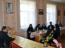 В Зосимовой пустыни стартовал открытый лекторий в честь священномученика Михаила Виноградова