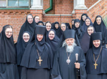 В Зачатьевской обители отметили главный престольный праздник собора в честь Рождества Пресвятой Богородицы