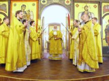 В Неделю 25-ю по Пятидесятнице митрополит Истринский Арсений совершил Литургию в храме Сорока мучеников Севастийских в Спасской Слободе