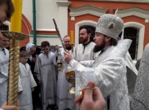 Престольный праздник отметили в храме Богоявления Господня бывшего Богоявленского монастыря