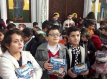 Православные дети в сирийской Латакии получили рождественские подарки от московского прихода
