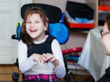 В Москве стартовали бесплатные курсы подготовки к школе для детей с ДЦП