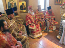 Митрополит Истринский Арсений возглавил торжества по случаю престольного праздника храма сщмч. Антипы на Колымажном дворе