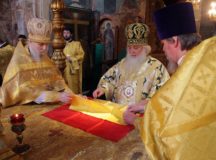 В праздник Святого Духа и день памяти благоверного царевича Димитрия Угличского и Московского в Кремле совершены торжественные богослужения