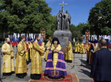 В День славянской письменности и культуры епископ Воскресенский Савва совершил молебен на Славянской площади