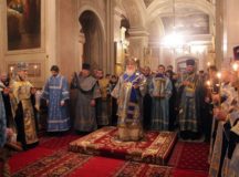 Митрополит Арсений возглавил богослужения в престольный праздник храма иконы Божией Матери «Знамение» в Переяславской Слободе