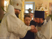 Архиепископ Егорьевский Матфей совершил Литургию в храме иконы Божией Матери «Нечаянная Радость» в Марьиной Роще