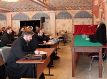 Епископ Орехово-Зуевский Пантелеимон: Как научить любви?