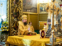 В день памяти святителя Московского Алексия управляющий делами Московской Патриархии совершил Литургию в Богоявленском кафедральном соборе