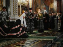 Святейший Патриарх Кирилл совершил вечерню с чином прощения в Храме Христа Спасителя