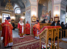 Архиепископ Каширский Феогност совершил Литургию в Покровском монастыре