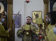 Епископ Истринский Серафим совершил Литургию в храме свв. Космы и Дамиана на Маросейке