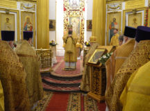 Митрополит Воскресенский Дионисий совершил Литургию в храме свт. Филиппа Московского в Мещанской Слободе