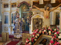 Епископ Зеленоградский Савва совершил Литургию в храме пророка Илии в Обыденском переулке