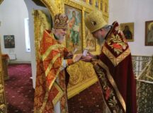 Престольный праздник отметили в храме священномученика Власия в Старой Конюшенной Cлободе