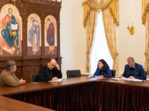 Помощник председателя ФХУ провел совещание по вопросам подготовки к строительству храма благоверных Петра и Февронии в Марьине