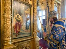 В праздник Благовещения Пресвятой Богородицы епископ Павлово-Посадский Фома совершил Литургию в Богоявленском кафедральном соборе
