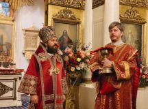 В Пасхальную ночь митрополит Волоколамский Иларион совершил торжественное богослужение в храме на Большой Ордынке
