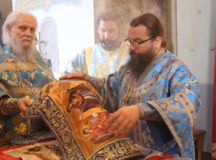 Архиепископ Егорьевский Матфей совершил Литургию в храме Тихвинской иконы Божией Матери в Алексеевском