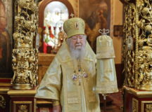 В Москве молитвенно отметили день тезоименитства митрополита Ювеналия (Пояркова)