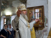 Архиепископ Витебский Димитрий совершил Литургию в храме великомученицы Ирины в Покровском