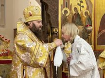 Епископ Наро-Фоминский Парамон совершил Литургию в храме Живоначальной Троицы в Хорошеве
