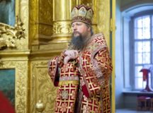 Митрополит Воскресенский Дионисий совершил Литургию в храме сщмч. Климента, папы Римского, в Замоскворечье