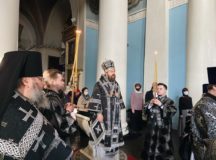 Митрополит Иларион: В дни Великого поста Господь призывает нас помогать людям с особым тщанием и усердием