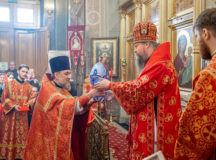 В храме Иверской иконы Божией Матери на Всполье молитвенно отметили престольный праздник