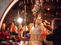 Благодатный огонь раздадут в пятнадцати храмах Москвы