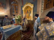 В храме иконы Божией Матери «Скоропослушница» на Ходынском поле молитвенно отметили престольный праздник