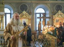 Митрополит Каширский Феогност возглавил в Зосимовой пустыни празднование дня памяти основателя обители