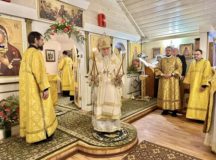 Епископ Верейский Пантелеимон совершил Литургию в храме священномученика Василия, протоиерея Московского, в Конькове