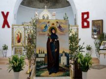 В храме великомученицы Ирины в Покровском освятили икону преподобной Евфросинии Полоцкой