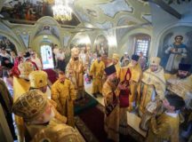 Епископ Зеленоградский Савва совершил Литургию в храме мучеников Михаила и Феодора на Черниговском подворье