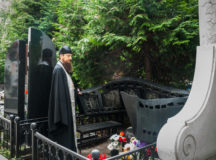 В 100-летнюю годовщину со дня рождения М.И. Пуговкина на Ваганьковском кладбище молитвенно почтили его память