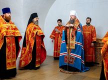 Молебен о здравии страждущих гемофилией совершили в Новоспасском монастыре