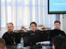 Ответственный за религиозное образование и катехизацию в Северном викариатстве принял участие в совещании с заместителями директоров по воспитанию колледжей САО