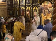 Епископ Верейский Пантелеимон совершил Литургию в храме Всех преподобных отцев Киево-Печерских в Старых Черемушках