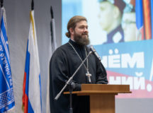 Ответственный секретарь Синодального комитета по взаимодействию с казачеством поздравил студентов Первого казачьего университета с началом учебного года