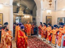 Престольный праздник молитвенно отметили в храме апостола Иакова Зеведеева в Казенной Слободе