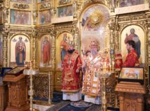 Литургия в храме на Миусском кладбище совершена архиерейским чином