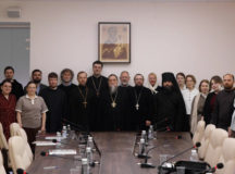 Учебный комитет провел круглый стол по итогам реализации проекта «Лики святых заступников Руси»