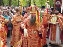 Епископ Егорьевский Мефодий совершил Литургию в храме Казанской (Песчанской) иконы Божией Матери в Измайлове