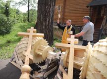 Храм благоверного великого князя Димитрия Донского при Первом Московском кадетском корпусе увенчался новыми куполами