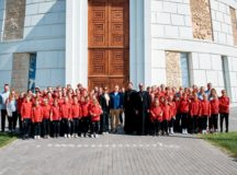 Встреча с известной спортсменкой прошла в храме равноапостольного князя Владимира в Тушине